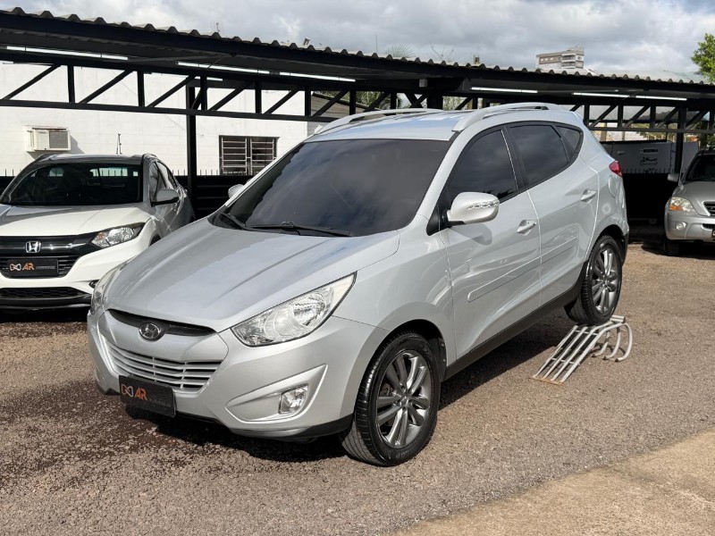 HYUNDAI IX35 GLS /2015 AR MULTIMARCAS VENÂNCIO AIRES / Carros no Vale