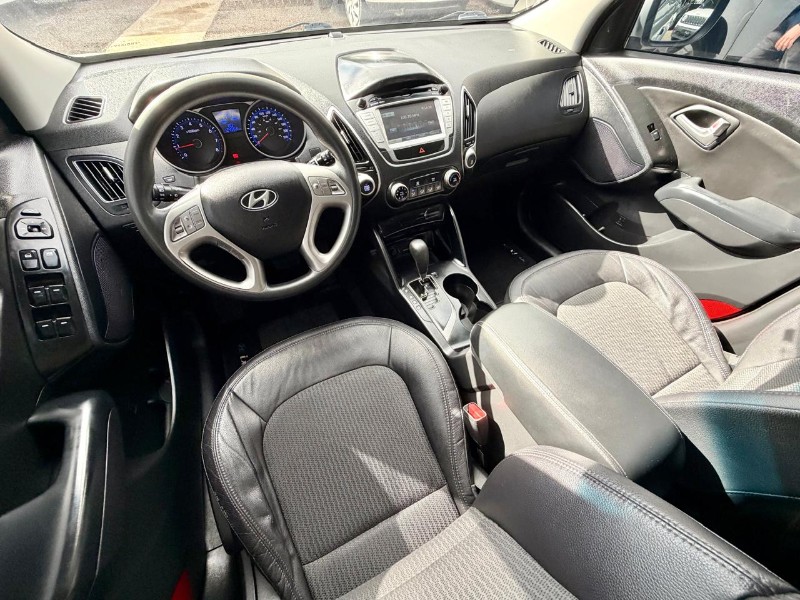 HYUNDAI IX35 GLS /2015 AR MULTIMARCAS VENÂNCIO AIRES / Carros no Vale
