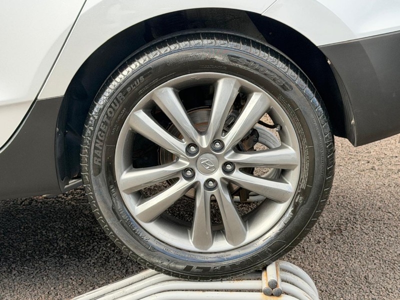HYUNDAI IX35 GLS /2015 AR MULTIMARCAS VENÂNCIO AIRES / Carros no Vale