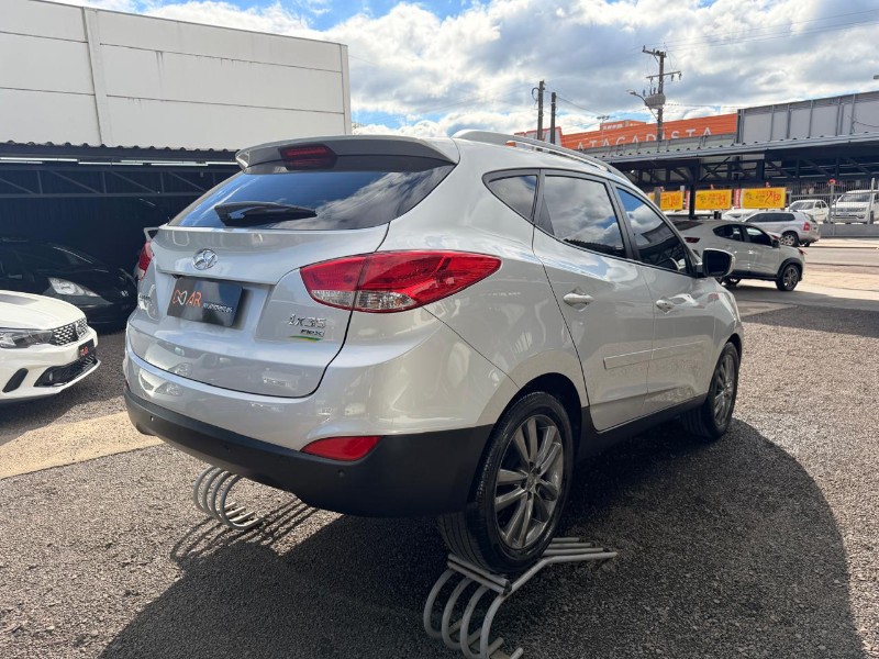 HYUNDAI IX35 GLS /2015 AR MULTIMARCAS VENÂNCIO AIRES / Carros no Vale
