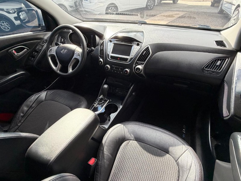 HYUNDAI IX35 GLS /2015 AR MULTIMARCAS VENÂNCIO AIRES / Carros no Vale
