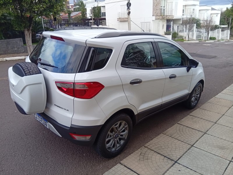 FORD ECOSPORT 1.6 FREESTYLE 2012/2013 ALTERNATIVA VEÍCULOS LAJEADO / Carros no Vale FORD ECOSPORT 1.6 FREESTYLE 2012/2013 ALTERNATIVA VEÍCULOS LAJEADO / Carros no Vale