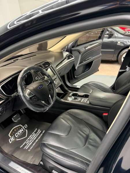 FORD FUSION 2.0 TITANIUM AWD /2017 DE CONTO AUTOMÓVEIS SARANDI / Carros no Vale FORD FUSION 2.0 TITANIUM AWD /2017 DE CONTO AUTOMÓVEIS SARANDI / Carros no Vale