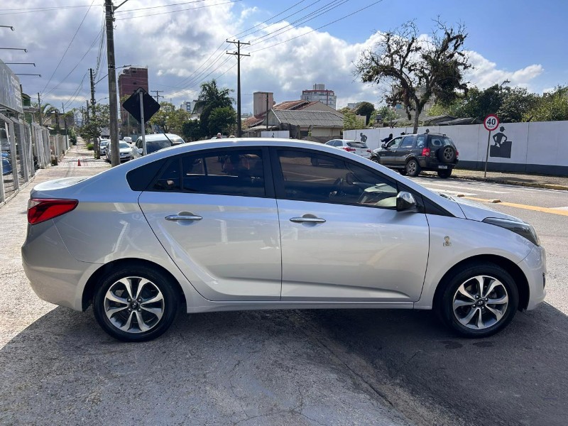 HYUNDAI HB20S COPA DO MUNDO 1.6 2015/2015 LS MULTIMARCAS VENÂNCIO AIRES / Carros no Vale HYUNDAI HB20S COPA DO MUNDO 1.6 2015/2015 LS MULTIMARCAS VENÂNCIO AIRES / Carros no Vale