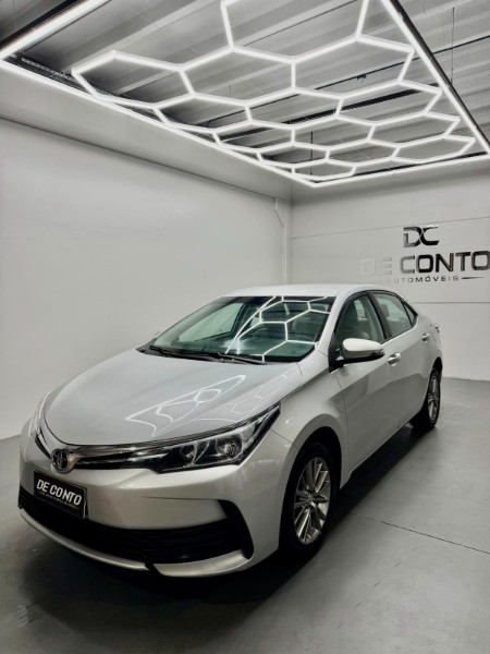 TOYOTA COROLLA 1.8 GLI /2019 DE CONTO AUTOMÓVEIS SARANDI / Carros no Vale TOYOTA COROLLA 1.8 GLI /2019 DE CONTO AUTOMÓVEIS SARANDI / Carros no Vale