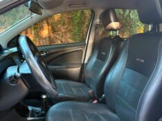 TOYOTA ETIOS PLATINUM 1.5 2014/2015 ESTAÇÃO DO CARRO ESTRELA / Carros no Vale
