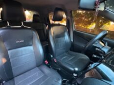 TOYOTA ETIOS PLATINUM 1.5 2014/2015 ESTAÇÃO DO CARRO ESTRELA / Carros no Vale
