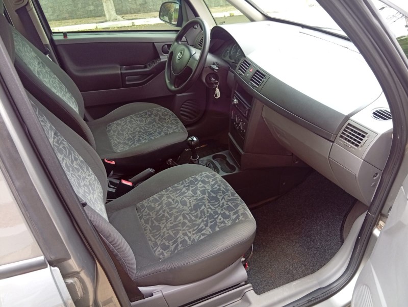 CHEVROLET MERIVA 1.8 2003/2004 ALTERNATIVA VEÍCULOS LAJEADO / Carros no Vale