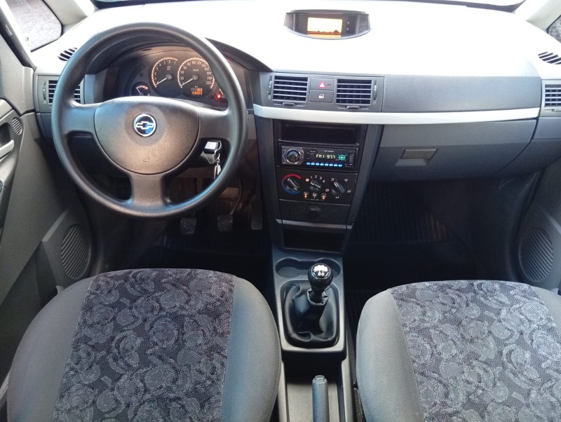 CHEVROLET MERIVA 1.8 MAXX 2005/2005 ALTERNATIVA VEÍCULOS LAJEADO / Carros no Vale