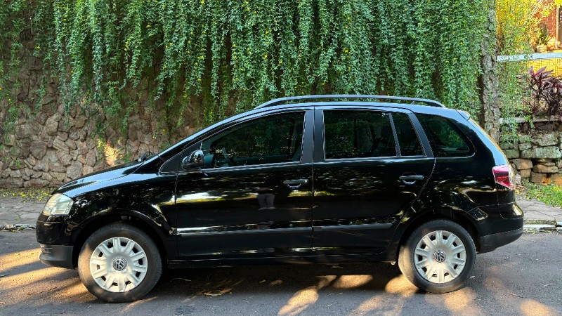 VOLKSWAGEN SPACEFOX 1.6 2008/2009 ESTAÇÃO DO CARRO ESTRELA / Carros no Vale