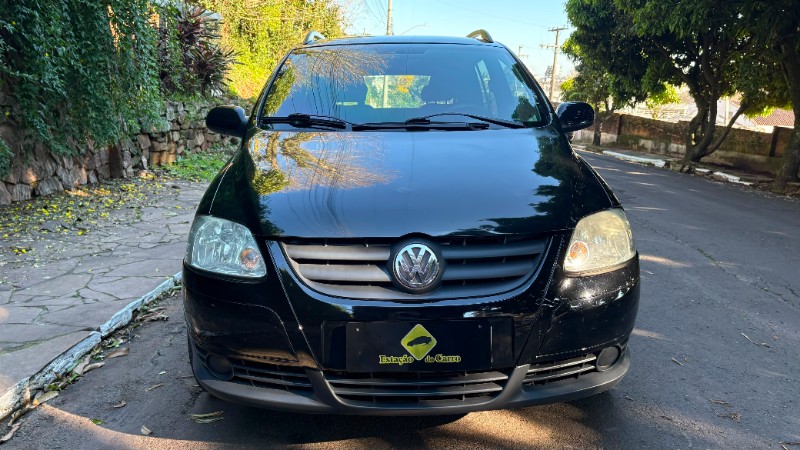 VOLKSWAGEN SPACEFOX 1.6 2008/2009 ESTAÇÃO DO CARRO ESTRELA / Carros no Vale