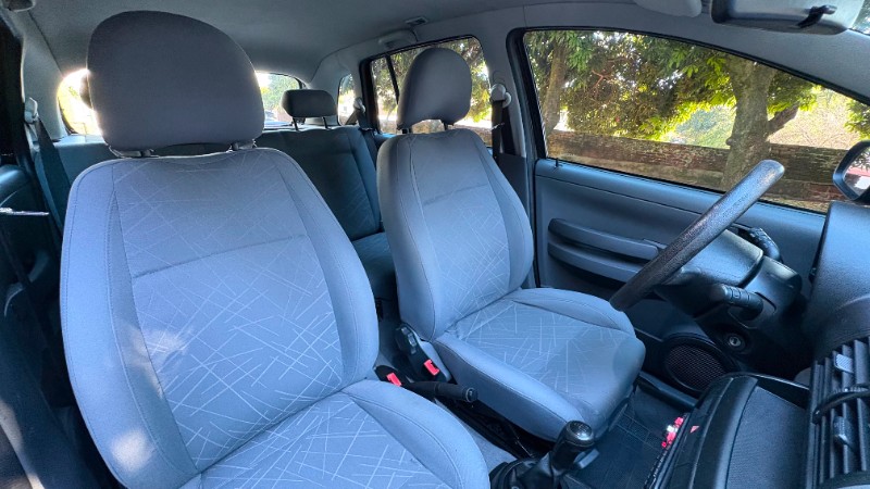 VOLKSWAGEN SPACEFOX 1.6 2008/2009 ESTAÇÃO DO CARRO ESTRELA / Carros no Vale