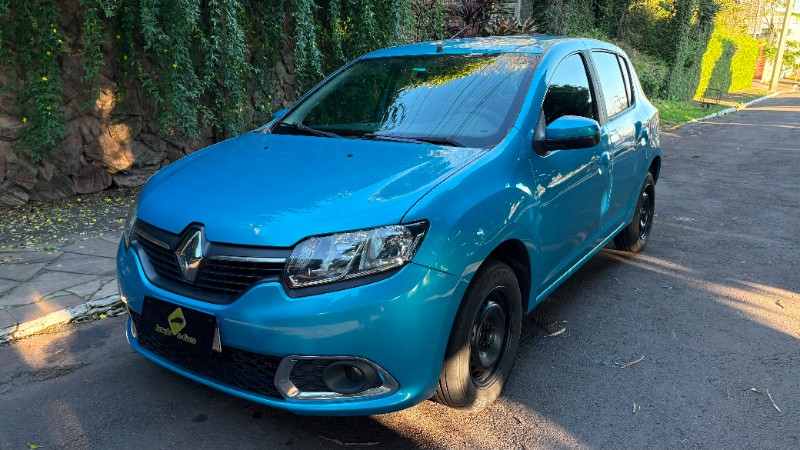 RENAULT SANDERO EXPRESSION 1.0 2014/2015 ESTAÇÃO DO CARRO ESTRELA / Carros no Vale