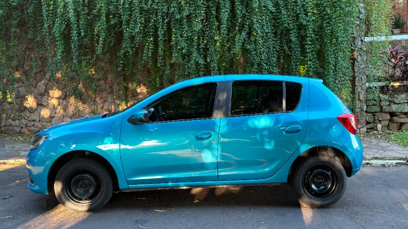RENAULT SANDERO EXPRESSION 1.0 2014/2015 ESTAÇÃO DO CARRO ESTRELA / Carros no Vale