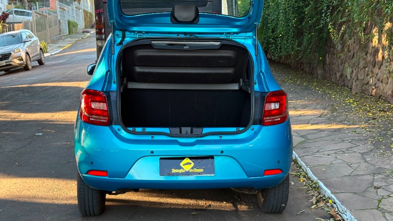 RENAULT SANDERO EXPRESSION 1.0 2014/2015 ESTAÇÃO DO CARRO ESTRELA / Carros no Vale