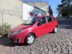 FORD FIESTA 1.0 2012/2012 ELY AUTOMÓVEIS LAJEADO / Carros no Vale