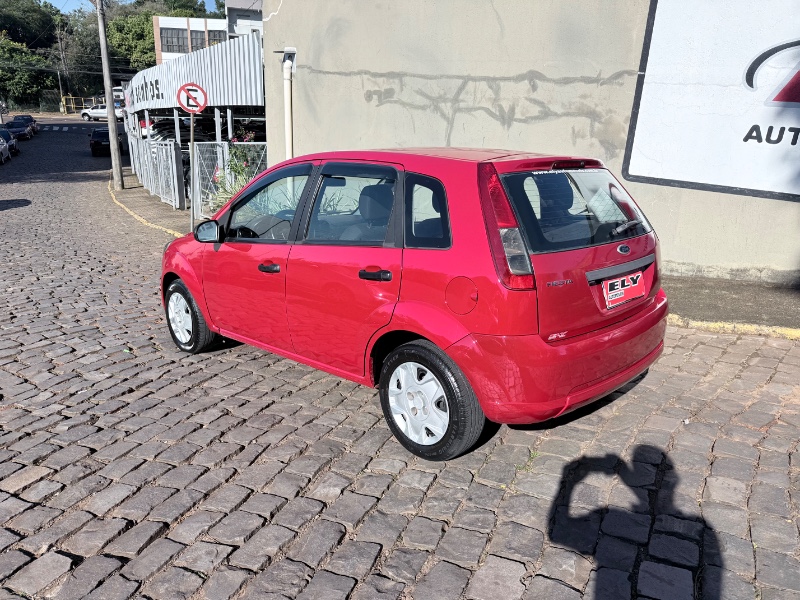 FORD FIESTA 1.0 2012/2012 ELY AUTOMÓVEIS LAJEADO / Carros no Vale