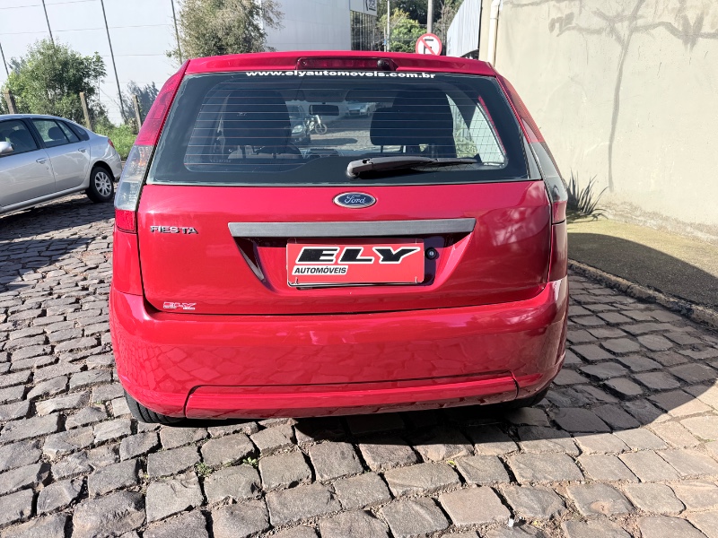 FORD FIESTA 1.0 2012/2012 ELY AUTOMÓVEIS LAJEADO / Carros no Vale