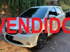 TOYOTA ETIOS PLATINUM 1.5 2014/2015 ESTAÇÃO DO CARRO ESTRELA / Carros no Vale