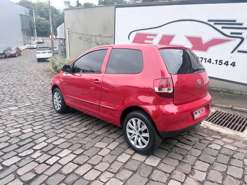 VOLKSWAGEN FOX 1.0 2010/2010 ELY AUTOMÓVEIS LAJEADO / Carros no Vale