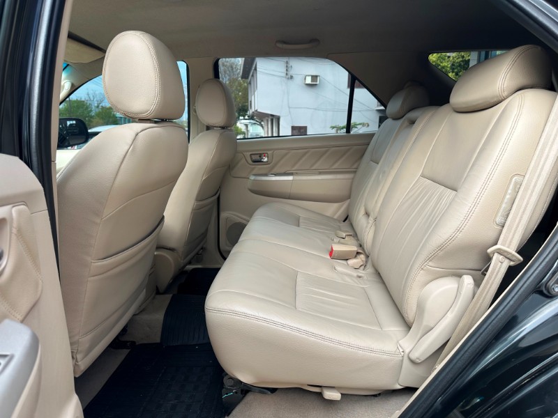 TOYOTA HILUX SW4 SRV 3.0 4X4 2008/2008 SÉTIMA VEÍCULOS GUAPORÉ / Carros no Vale TOYOTA HILUX SW4 SRV 3.0 4X4 2008/2008 SÉTIMA VEÍCULOS GUAPORÉ / Carros no Vale