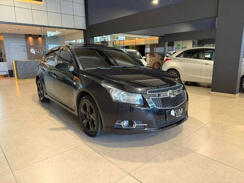 Chevrolet Chev Cruze Ltz Hb 2013/2014 SIM VEÍCULOS PORTO ALEGRE / Carros no Vale Chevrolet Chev Cruze Ltz Hb 2013/2014 SIM VEÍCULOS PORTO ALEGRE / Carros no Vale