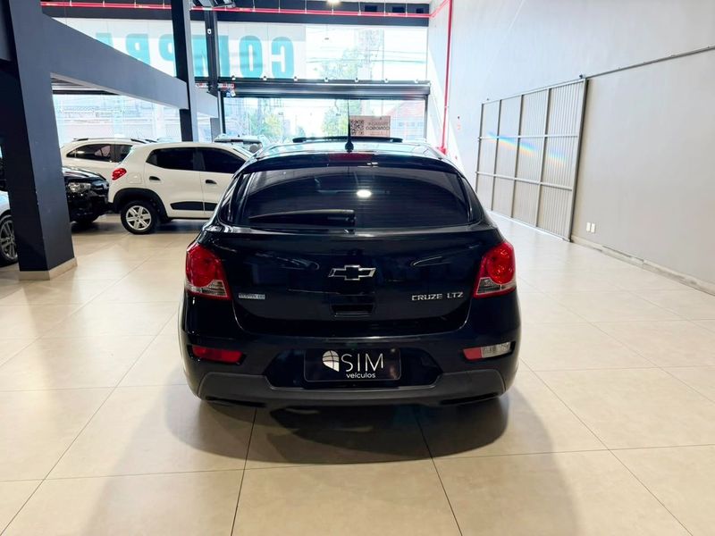 Chevrolet Chev Cruze Ltz Hb 2013/2014 SIM VEÍCULOS PORTO ALEGRE / Carros no Vale Chevrolet Chev Cruze Ltz Hb 2013/2014 SIM VEÍCULOS PORTO ALEGRE / Carros no Vale