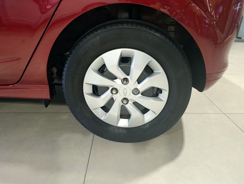 Chevrolet Onix 1.0 Joye 2018/2019 SIM VEÍCULOS PORTO ALEGRE / Carros no Vale