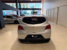 Chevrolet Onix 1.4 Advantage 2019/2019 SIM VEÍCULOS PORTO ALEGRE / Carros no Vale