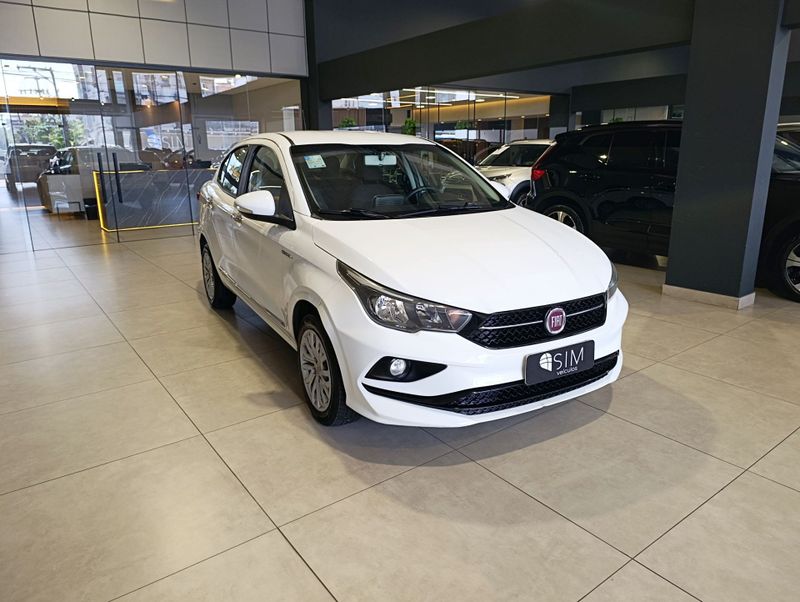 Fiat Cronos Drive 1.8 16v 2019/2019 SIM VEÍCULOS PORTO ALEGRE / Carros no Vale Fiat Cronos Drive 1.8 16v 2019/2019 SIM VEÍCULOS PORTO ALEGRE / Carros no Vale