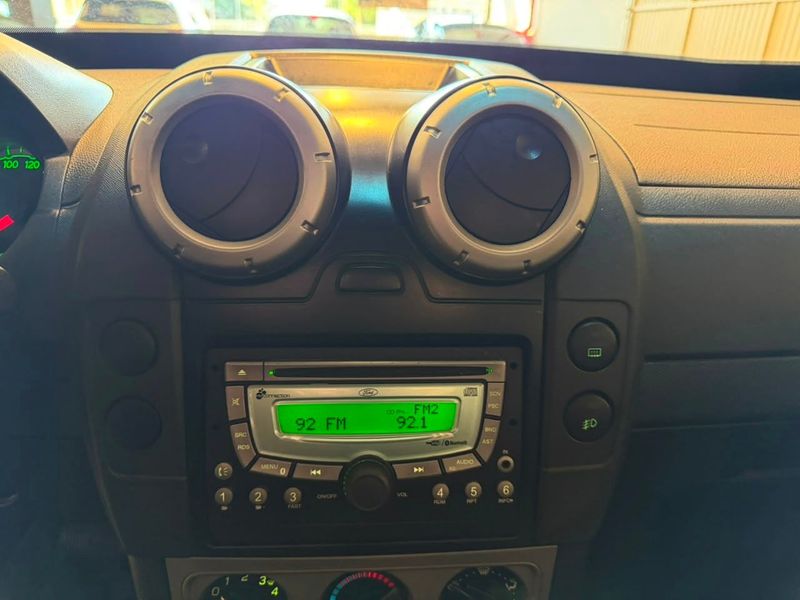 Ford Ecosport Xlt 2.0 2010/2010 SIM VEÍCULOS PORTO ALEGRE / Carros no Vale Ford Ecosport Xlt 2.0 2010/2010 SIM VEÍCULOS PORTO ALEGRE / Carros no Vale
