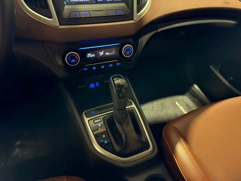 Hyundai Creta Prestige 2.0 16v 2017/2017 SIM VEÍCULOS PORTO ALEGRE / Carros no Vale Hyundai Creta Prestige 2.0 16v 2017/2017 SIM VEÍCULOS PORTO ALEGRE / Carros no Vale