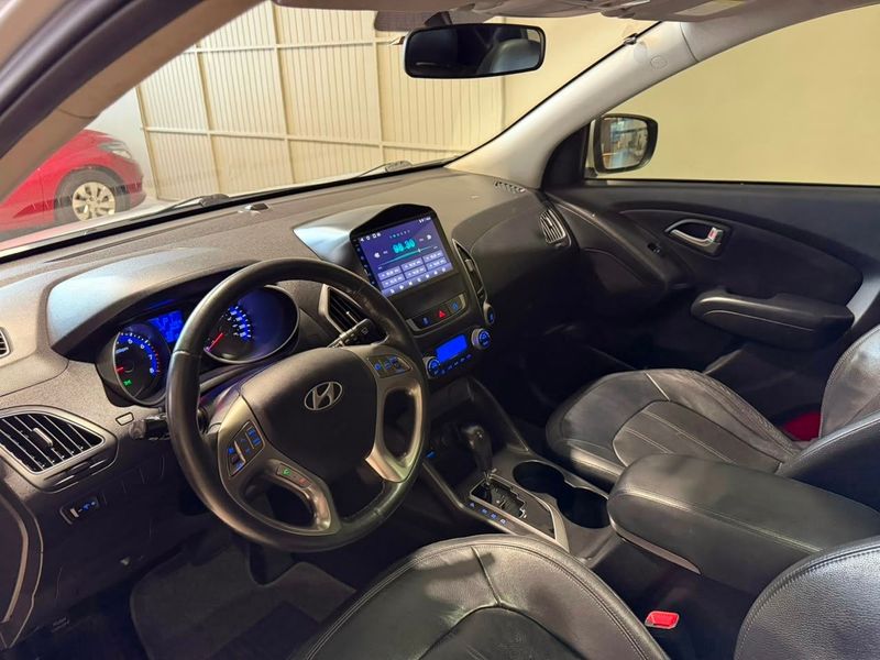 Hyundai Ix35 2.0 2011/2012 SIM VEÍCULOS PORTO ALEGRE / Carros no Vale