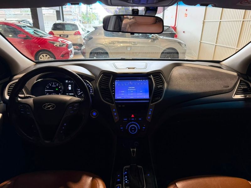 Hyundai Santa Fe V6 3.3 7 Lugares 2017/2018 SIM VEÍCULOS PORTO ALEGRE / Carros no Vale Hyundai Santa Fe V6 3.3 7 Lugares 2017/2018 SIM VEÍCULOS PORTO ALEGRE / Carros no Vale