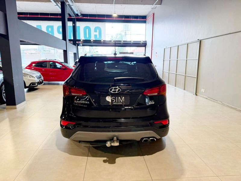 Hyundai Santa Fe V6 3.3 7 Lugares 2017/2018 SIM VEÍCULOS PORTO ALEGRE / Carros no Vale Hyundai Santa Fe V6 3.3 7 Lugares 2017/2018 SIM VEÍCULOS PORTO ALEGRE / Carros no Vale