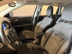 Jeep Compass 2.0 16v Sport 2017/2018 SIM VEÍCULOS PORTO ALEGRE / Carros no Vale