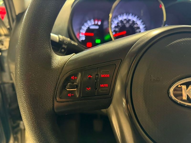 Kia Soul Ex 1.6 Ff 2011/2012 SIM VEÍCULOS PORTO ALEGRE / Carros no Vale