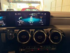 Mercedes-benz Cla-35 Amg 4matic 2.0 Tb 2020/2020 SIM VEÍCULOS PORTO ALEGRE / Carros no Vale