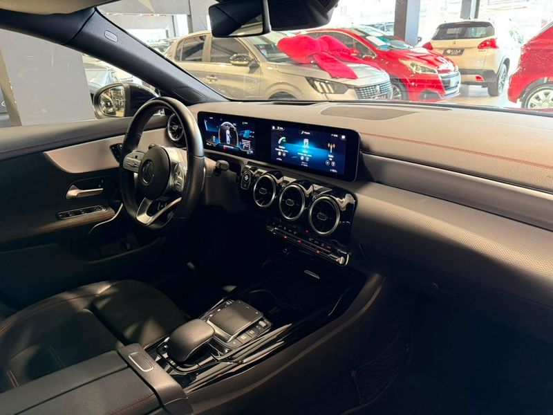 Mercedes-benz Cla-35 Amg 4matic 2.0 Tb 2020/2020 SIM VEÍCULOS PORTO ALEGRE / Carros no Vale Mercedes-benz Cla-35 Amg 4matic 2.0 Tb 2020/2020 SIM VEÍCULOS PORTO ALEGRE / Carros no Vale