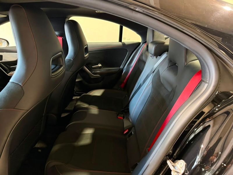 Mercedes-benz Cla-35 Amg 4matic 2.0 Tb 2020/2020 SIM VEÍCULOS PORTO ALEGRE / Carros no Vale Mercedes-benz Cla-35 Amg 4matic 2.0 Tb 2020/2020 SIM VEÍCULOS PORTO ALEGRE / Carros no Vale