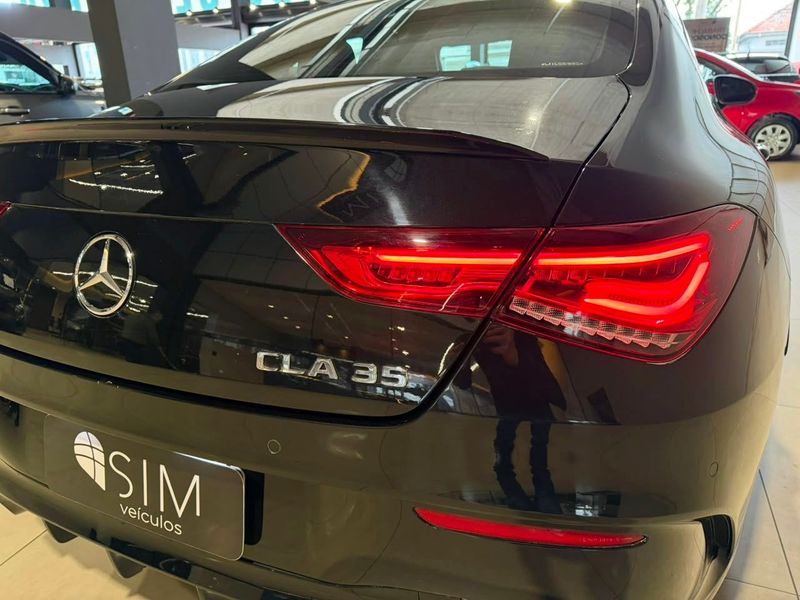 Mercedes-benz Cla-35 Amg 4matic 2.0 Tb 2020/2020 SIM VEÍCULOS PORTO ALEGRE / Carros no Vale Mercedes-benz Cla-35 Amg 4matic 2.0 Tb 2020/2020 SIM VEÍCULOS PORTO ALEGRE / Carros no Vale