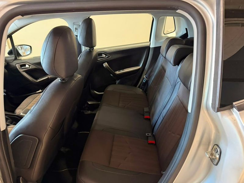Peugeot 2008 Crossway 1.6 16v 2018/2019 SIM VEÍCULOS PORTO ALEGRE / Carros no Vale Peugeot 2008 Crossway 1.6 16v 2018/2019 SIM VEÍCULOS PORTO ALEGRE / Carros no Vale
