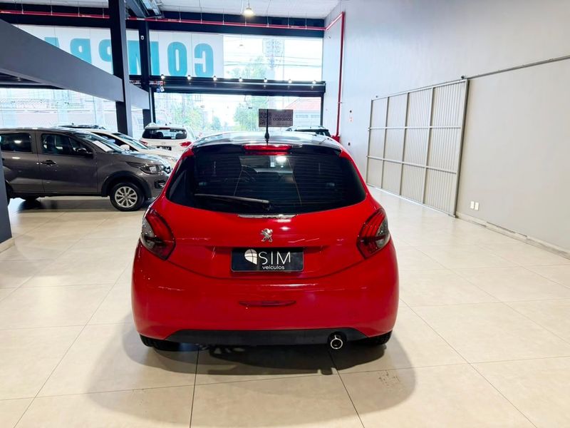 Peugeot 208 Griffe 1.6 16v 2016/2017 SIM VEÍCULOS PORTO ALEGRE / Carros no Vale Peugeot 208 Griffe 1.6 16v 2016/2017 SIM VEÍCULOS PORTO ALEGRE / Carros no Vale