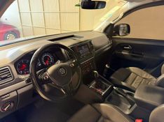 Volkswagen Amarok 3.0 V6 Tdi Highline Cd 4motion 2023/2024 SIM VEÍCULOS PORTO ALEGRE / Carros no Vale