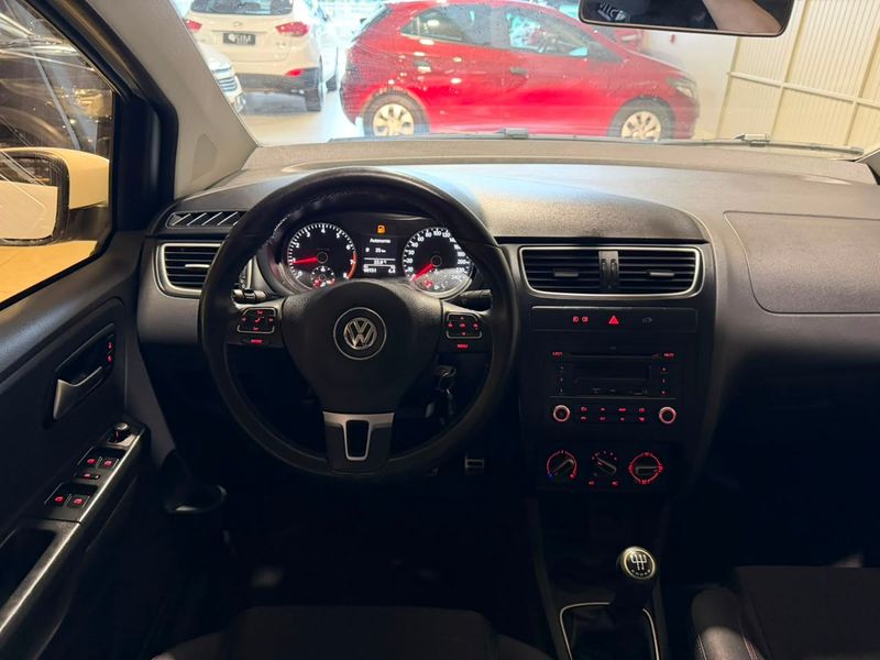 Volkswagen Crossfox 1.6 Gii 2012/2013 SIM VEÍCULOS PORTO ALEGRE / Carros no Vale Volkswagen Crossfox 1.6 Gii 2012/2013 SIM VEÍCULOS PORTO ALEGRE / Carros no Vale