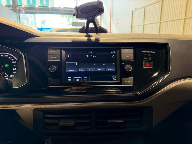 Volkswagen Polo Comfort 200 Tsi 1.0 12v 2018/2019 SIM VEÍCULOS PORTO ALEGRE / Carros no Vale Volkswagen Polo Comfort 200 Tsi 1.0 12v 2018/2019 SIM VEÍCULOS PORTO ALEGRE / Carros no Vale