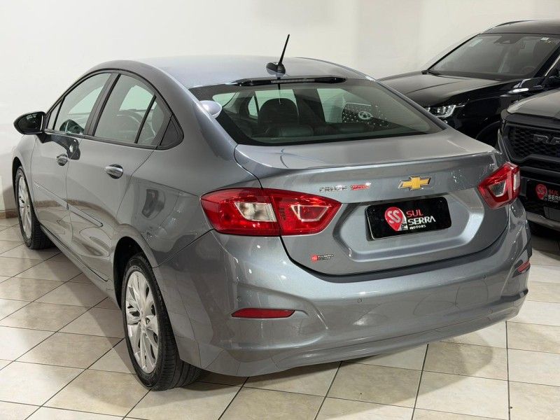 CHEVROLET CRUZE 1.4 TURBO LT 16V 2017/2017 SUL SERRA MOTORS CAXIAS DO SUL / Carros no Vale CHEVROLET CRUZE 1.4 TURBO LT 16V 2017/2017 SUL SERRA MOTORS CAXIAS DO SUL / Carros no Vale