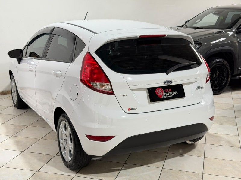 FORD FIESTA 1.6 SE HATCH 16V 2015/2015 SUL SERRA MOTORS CAXIAS DO SUL / Carros no Vale