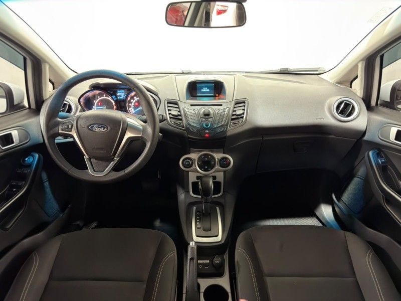 FORD FIESTA 1.6 SE HATCH 16V 2015/2015 SUL SERRA MOTORS CAXIAS DO SUL / Carros no Vale