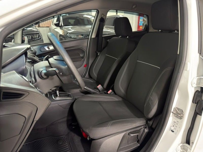 FORD FIESTA 1.6 SE HATCH 16V 2015/2015 SUL SERRA MOTORS CAXIAS DO SUL / Carros no Vale